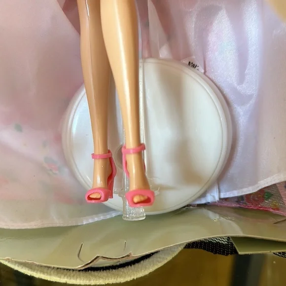 BIRTHDAY WISHES BARBIE SIGNATURE